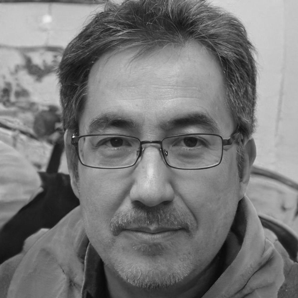 Lukas Bergmann, leitender Backend-Entwickler mit Fokus auf sichere Systemarchitekturen